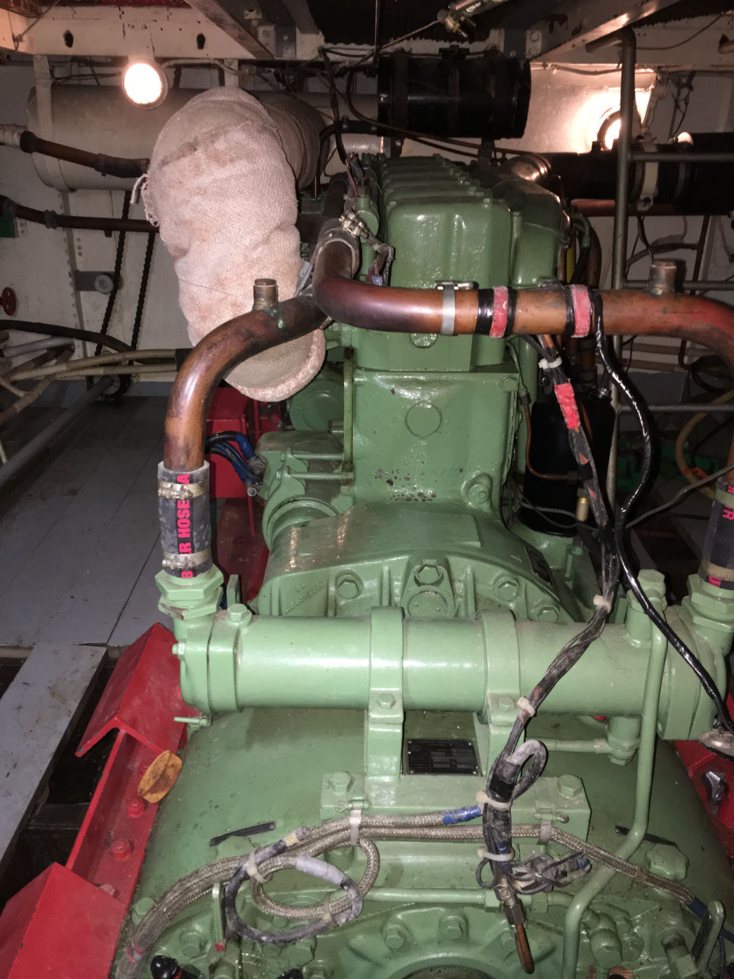 PASSAT I - Sicht auf Motor von achtern